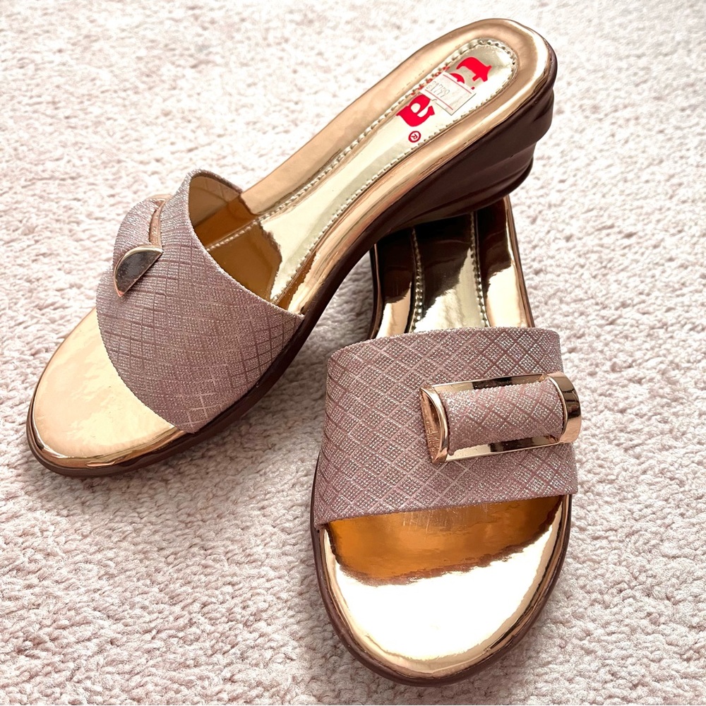 NEW Glitter Buckle Sandals
